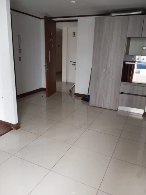 Arriendo depto en Vicuña Mackenna frente al Mega. 1 dormitorio.