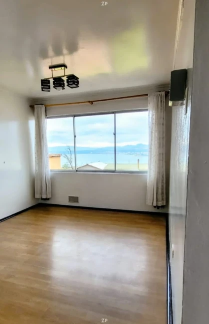 Arriendo casa en segundo piso Playa Ancha Valparaíso
