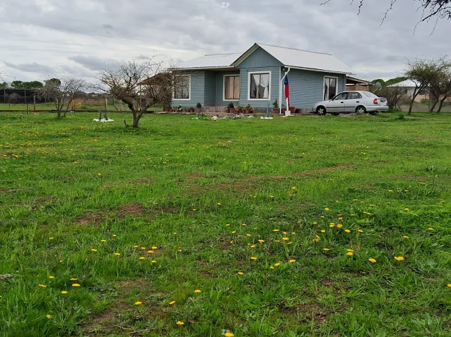 Venta de parcela 5.000 mts. con ROL propio cuenta con agua ,luz CGE y casa 65mt2