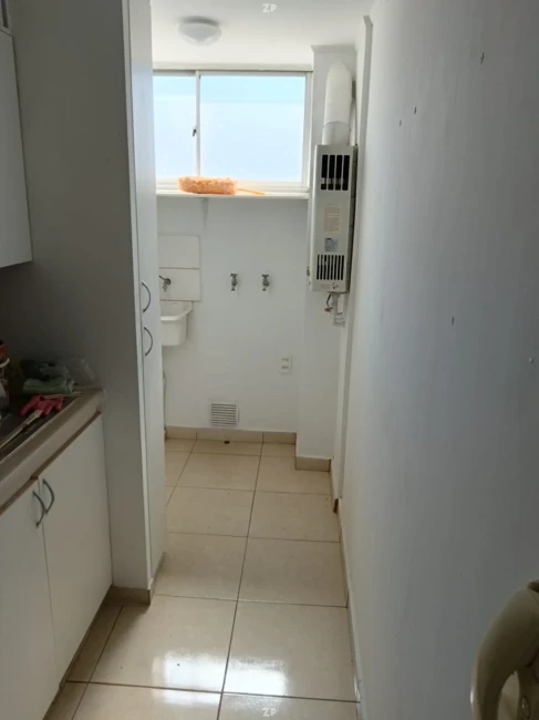 Se arrienda Depto. 2D,1B, living y comedor, cocina, loggia y terraza,mall cerca