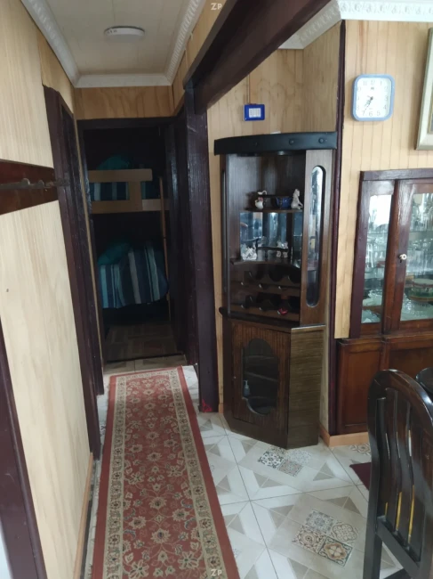Casa en terreno esquina de 400 m² en pueblo La Laguna, Zapallar. A5 min de playa
